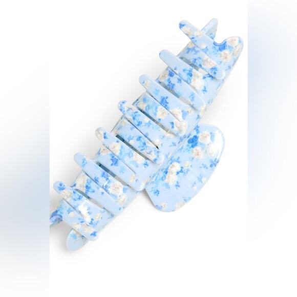 NWT Loveshackfancy & Goody Large Claw Clip in Everblooming Rosettes. - Picture 8 of 13